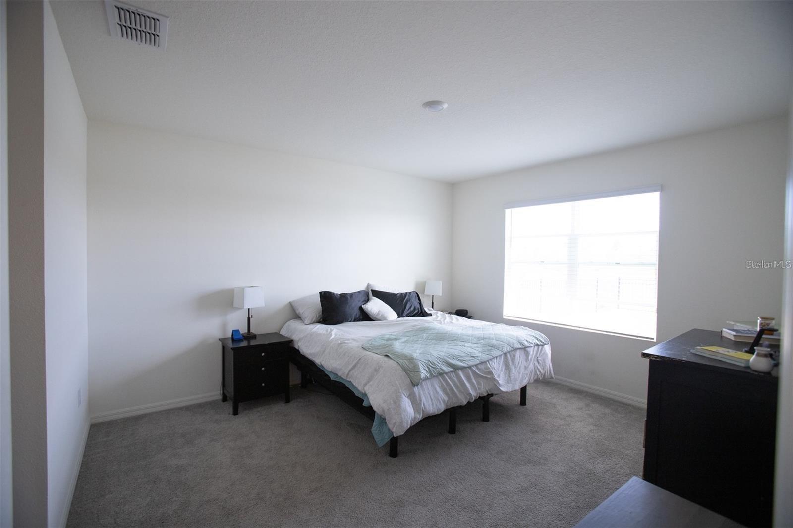 Image 10 of 36 For 5062 Foxglove Circle