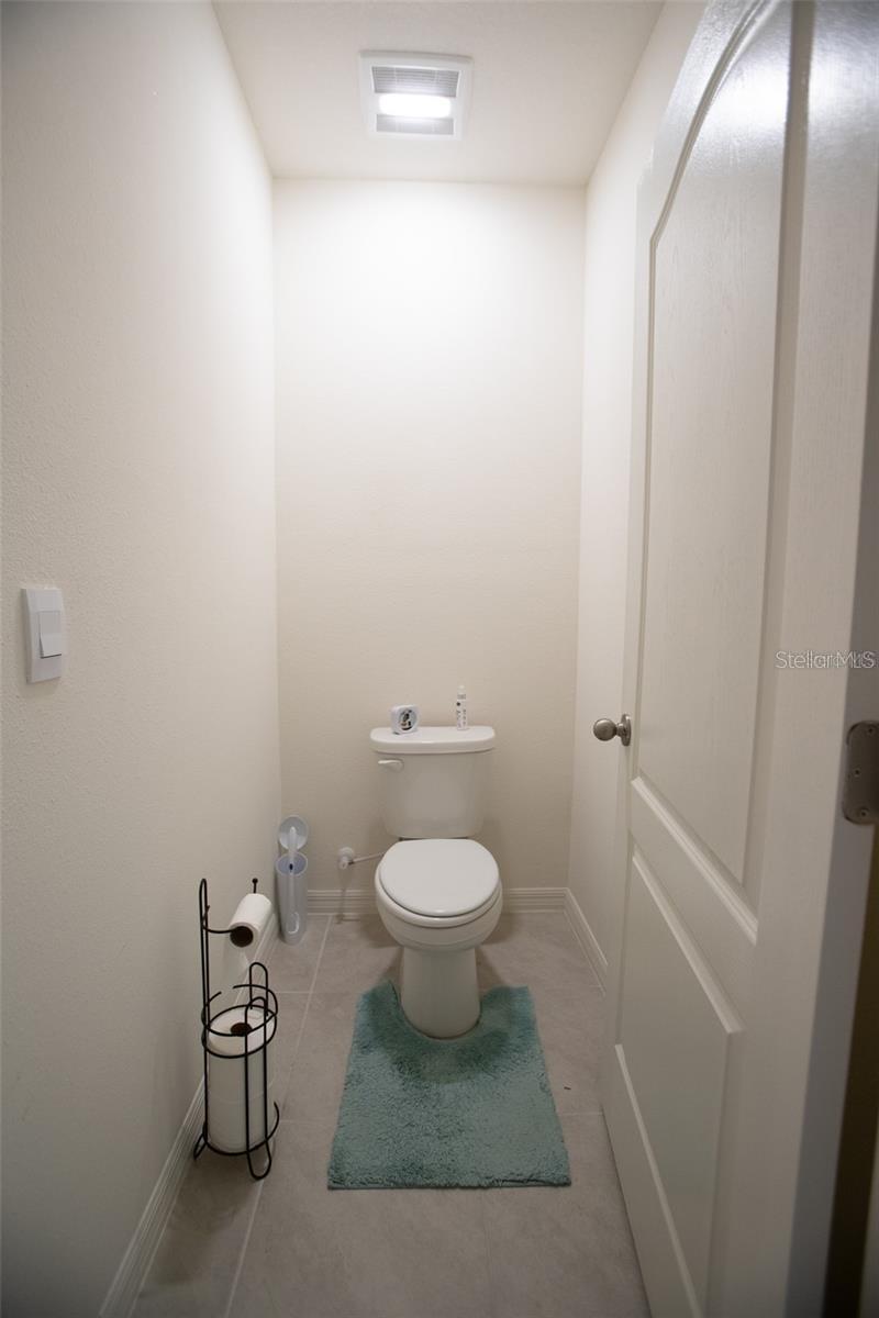 Image 15 of 36 For 5062 Foxglove Circle