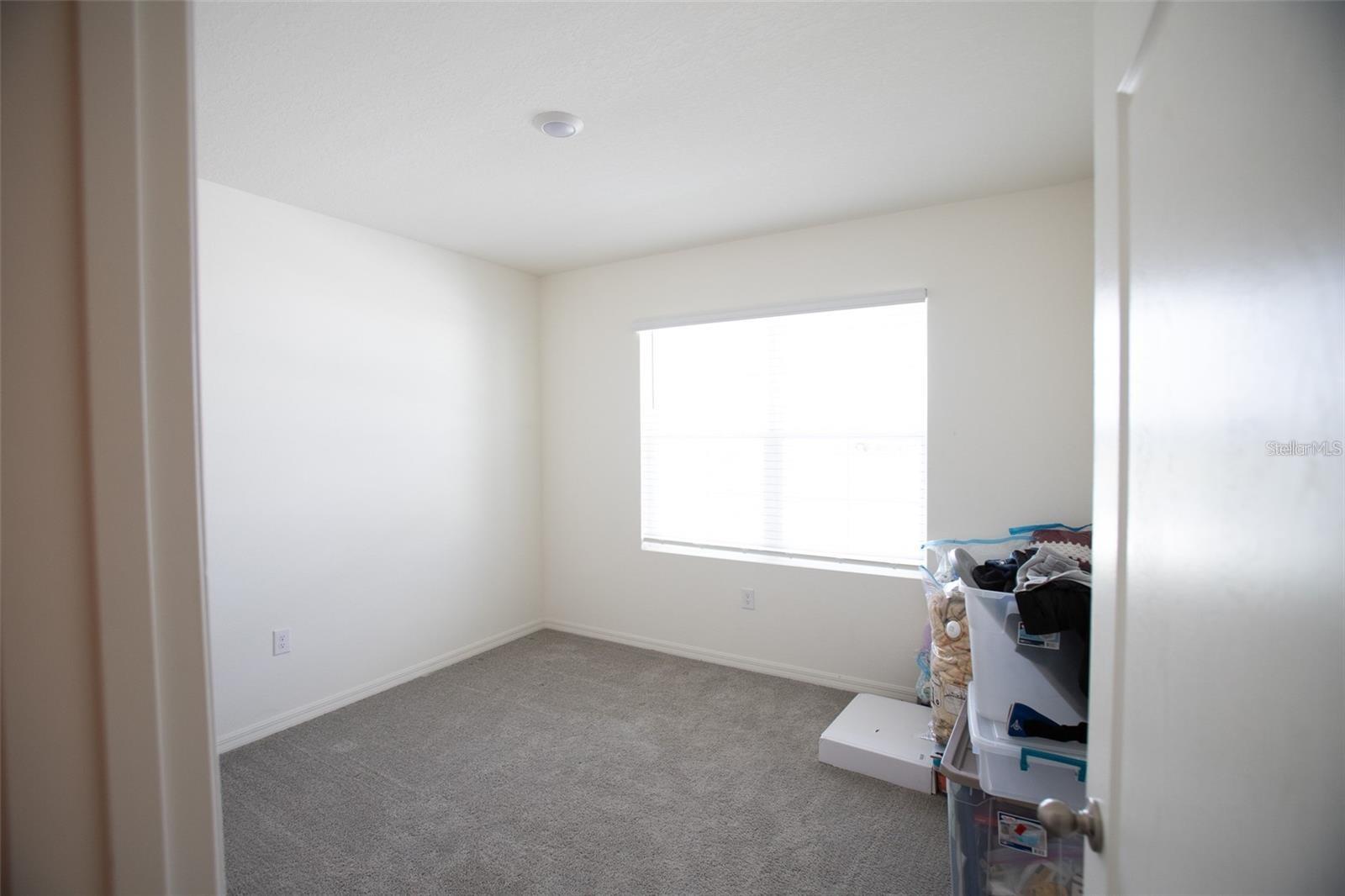 Image 19 of 36 For 5062 Foxglove Circle