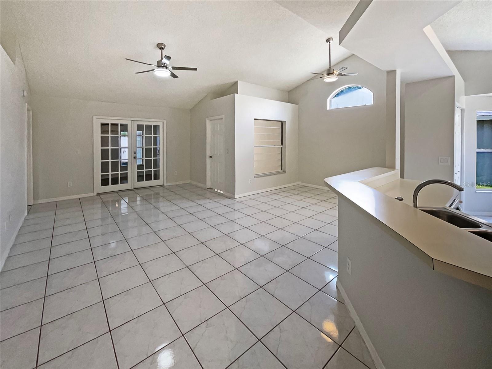 Image 6 of 27 For 8812 Bayaud Drive