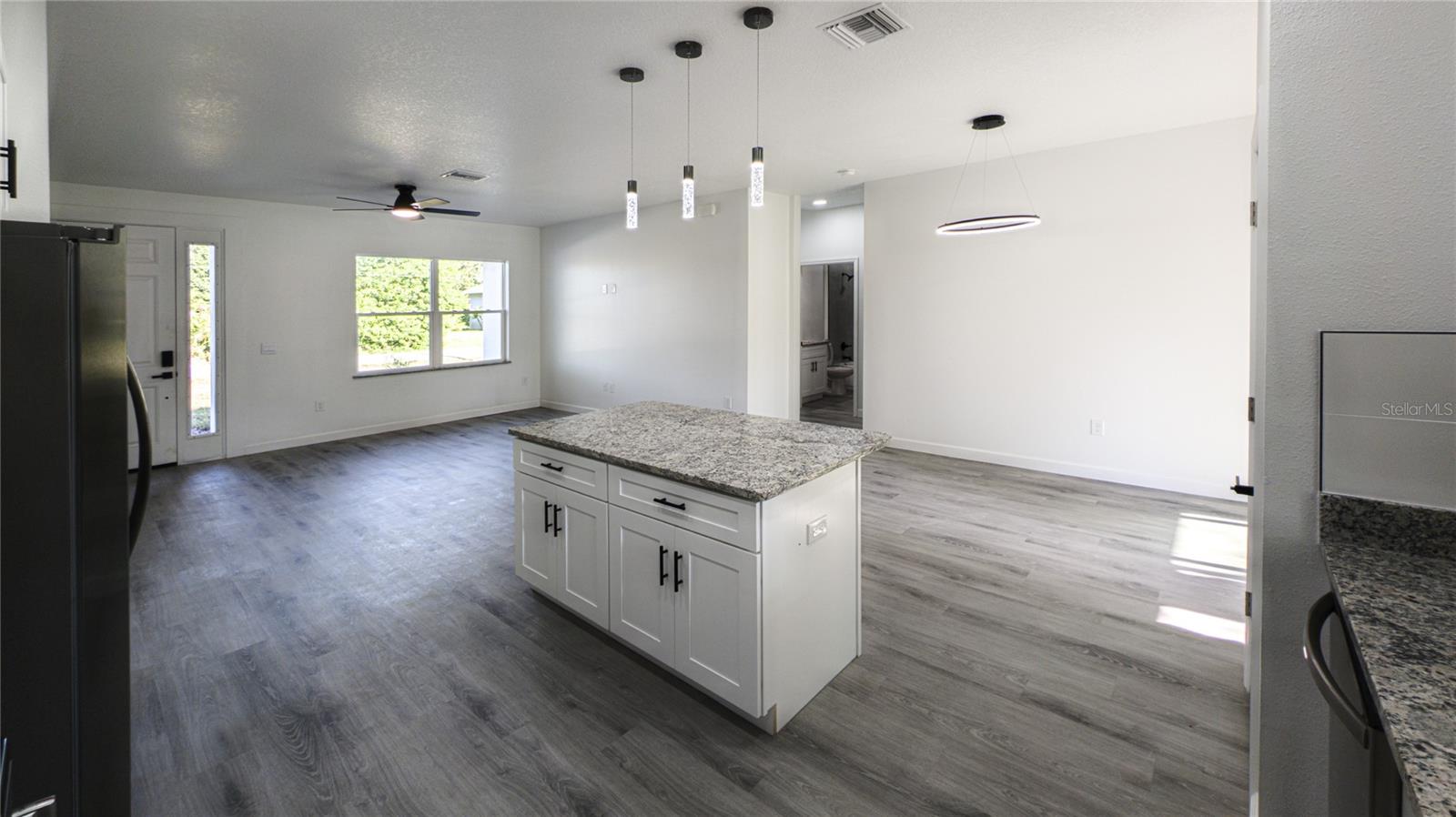 Image 5 of 23 For 3908 Garienda Avenue