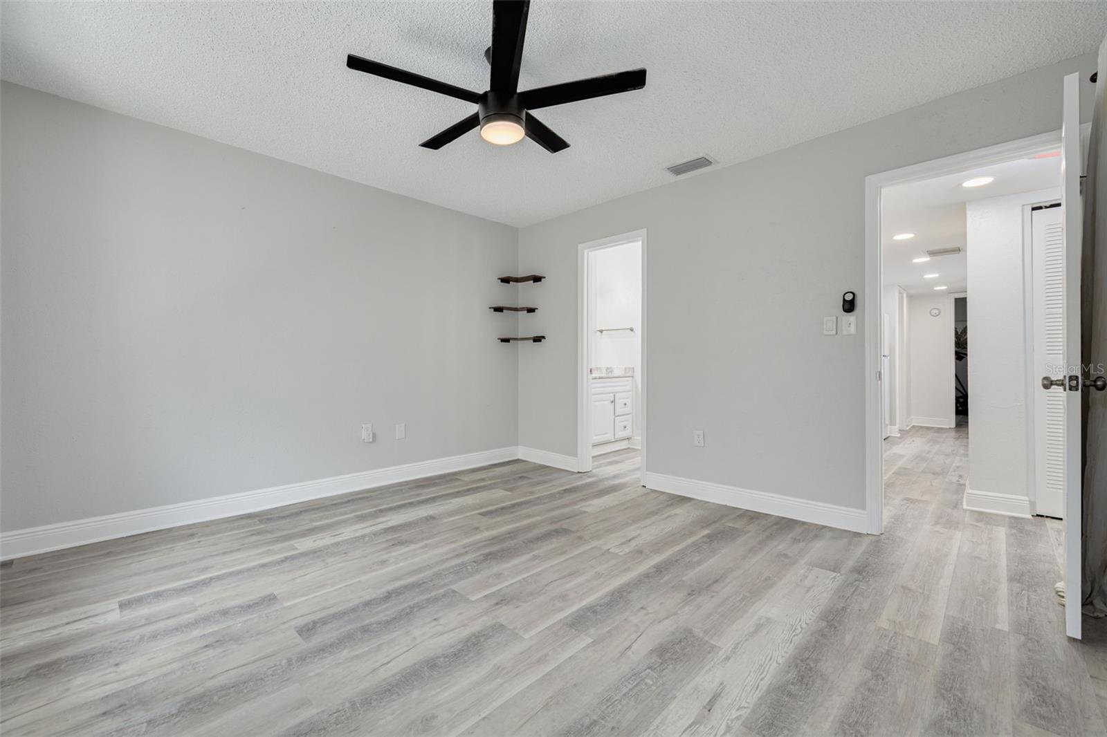 Image 8 of 28 For 3595 41st Lane S L