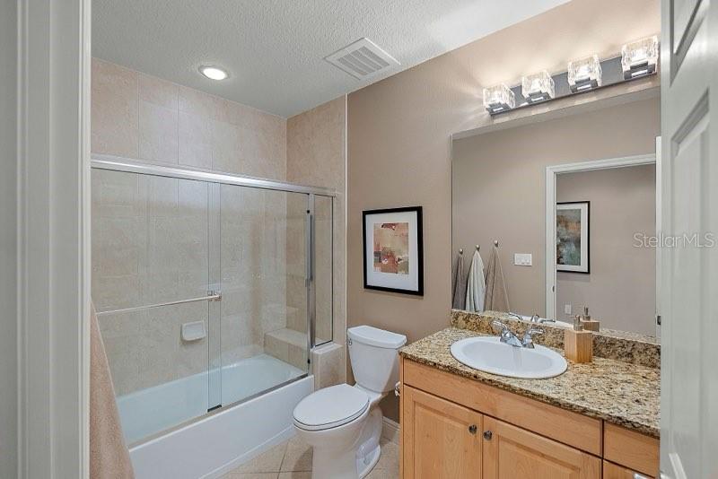Image 23 of 34 For 17715 Gulf Boulevard 204