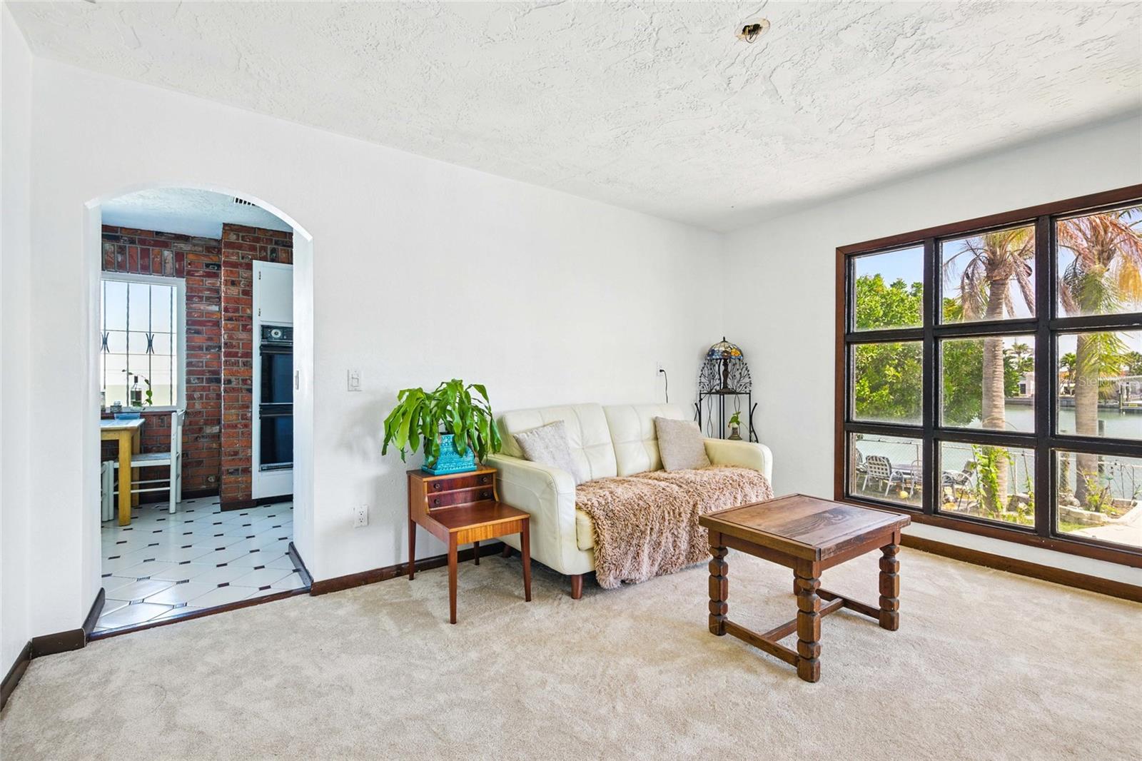 Image 12 of 53 For 11285 8th Street E