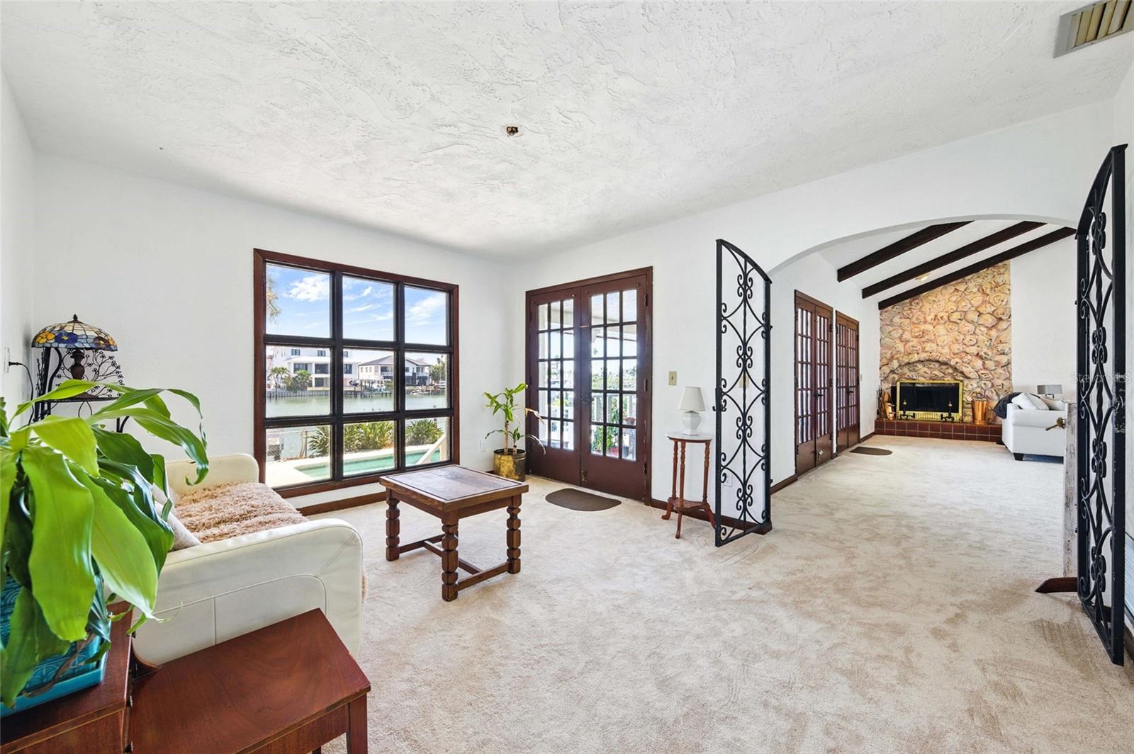 Image 14 of 53 For 11285 8th Street E