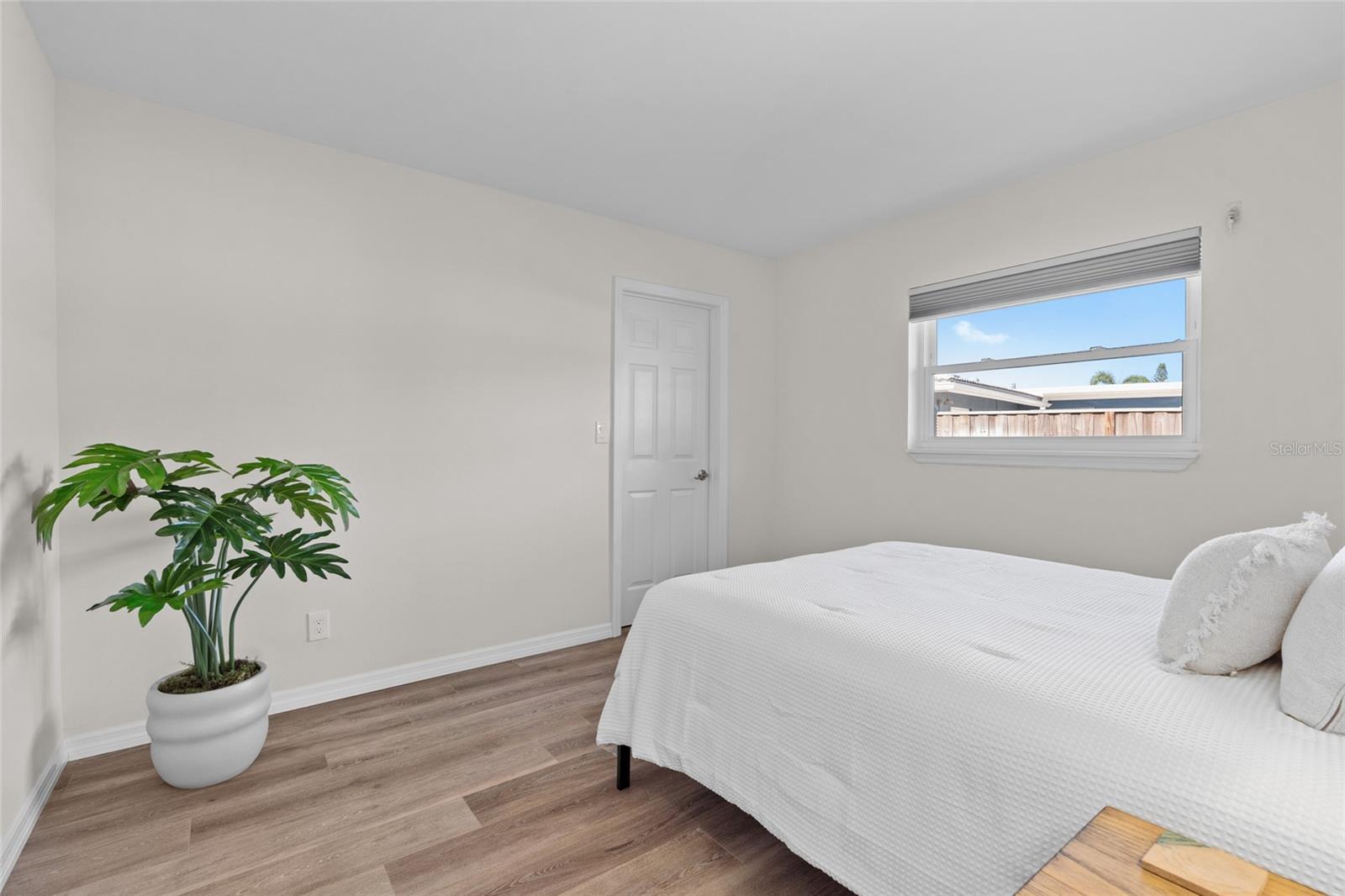 Image 36 of 42 For 5101 Huntington Circle Ne