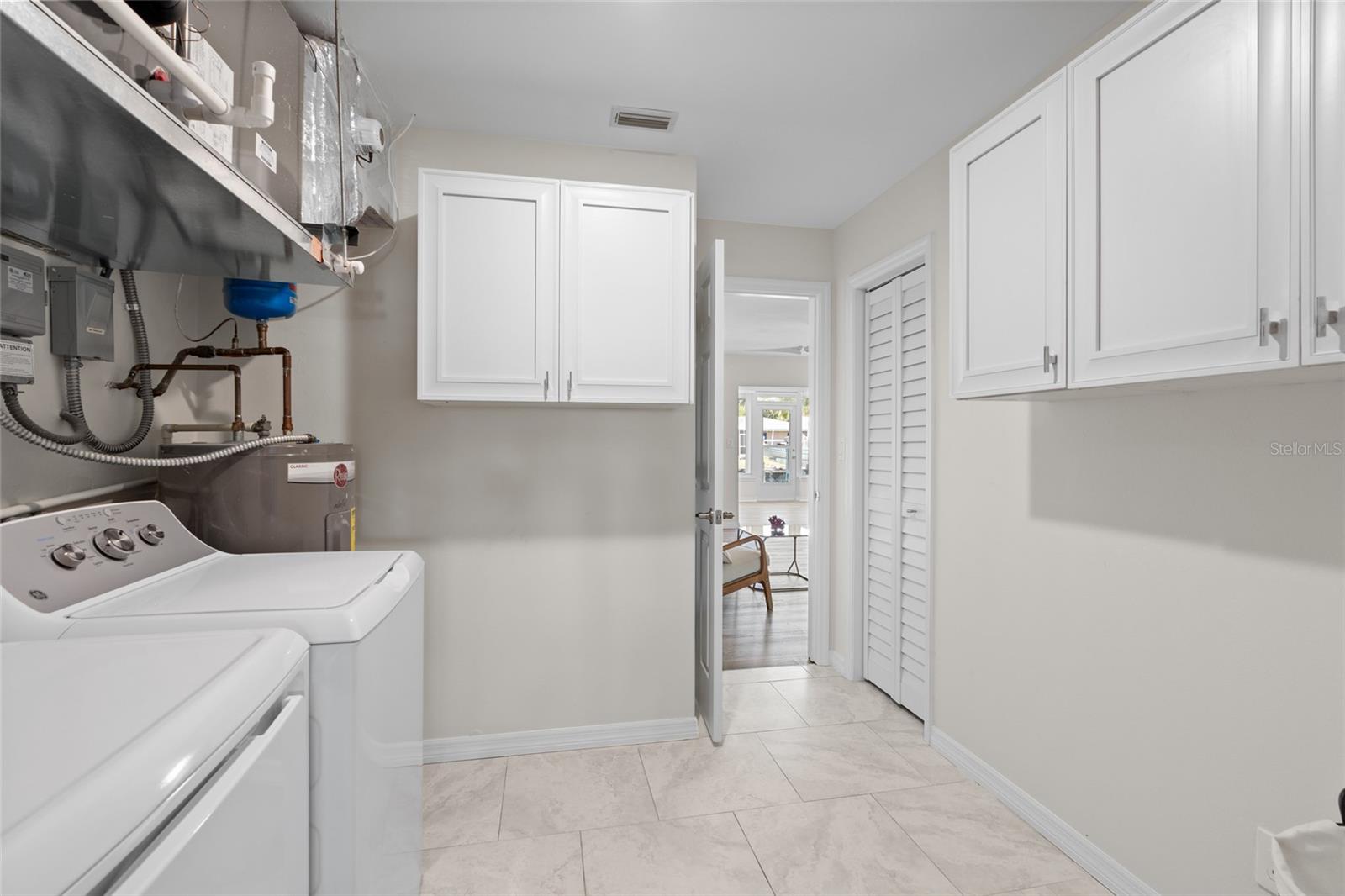Image 40 of 42 For 5101 Huntington Circle Ne
