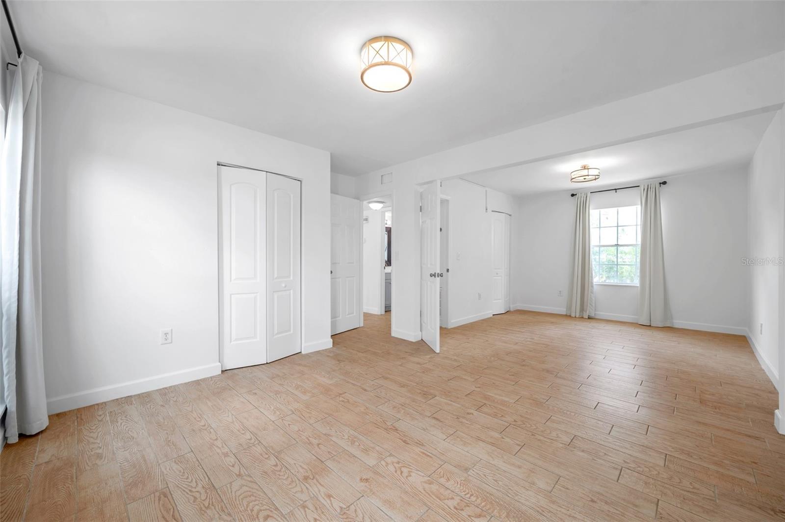 Image 11 of 29 For 3865 Gatewood Drive