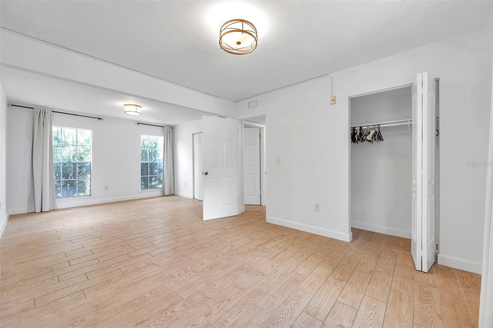 Image 12 of 29 For 3865 Gatewood Drive