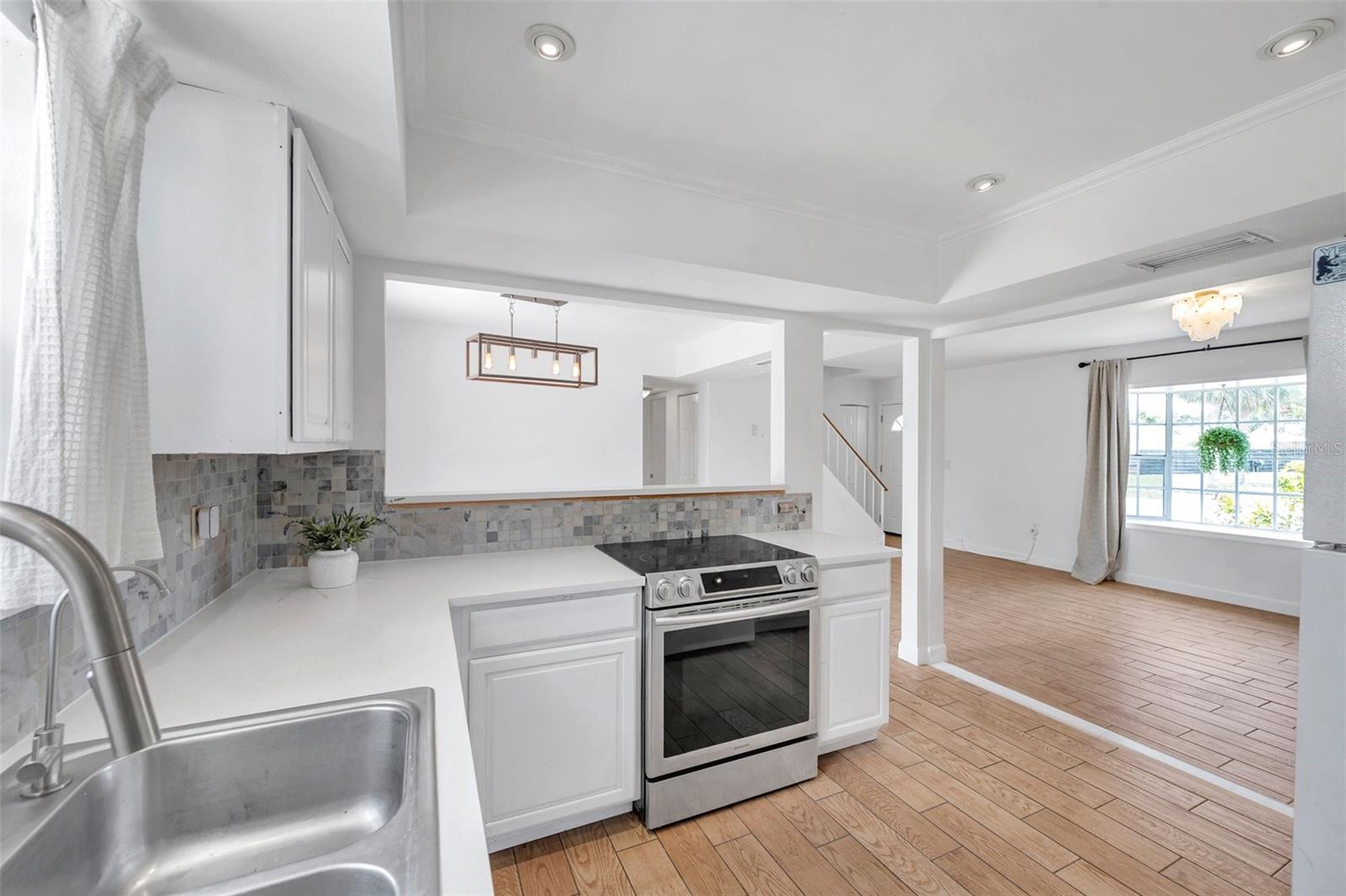 Image 7 of 29 For 3865 Gatewood Drive