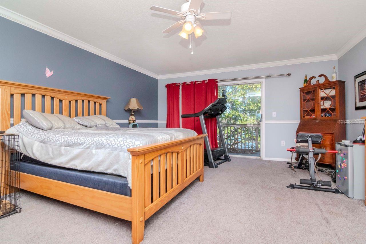 Image 19 of 52 For 2648 Sabal Springs Drive 2