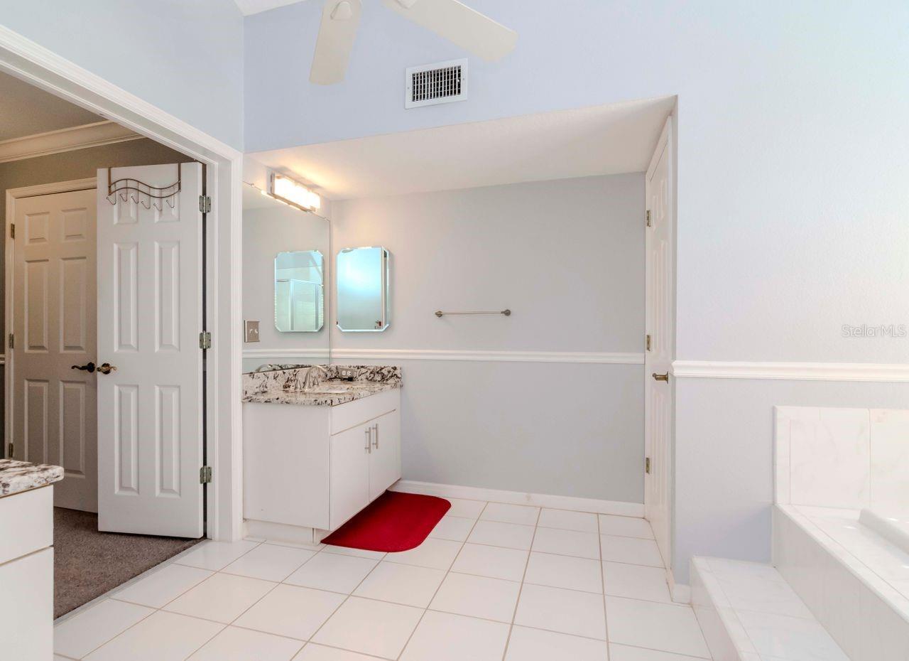 Image 26 of 52 For 2648 Sabal Springs Drive 2