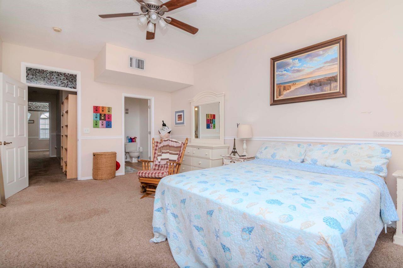 Image 27 of 52 For 2648 Sabal Springs Drive 2