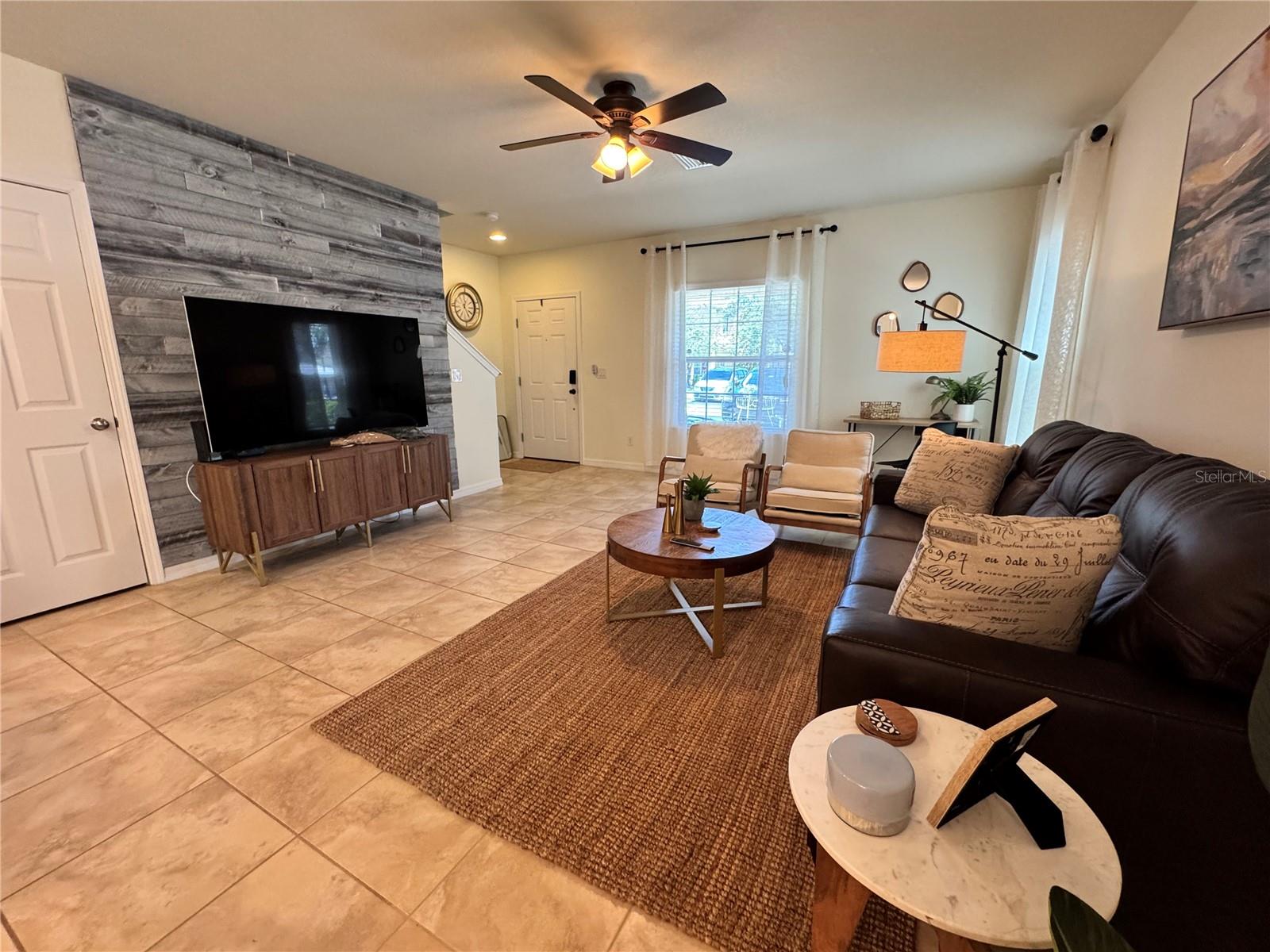 Image 10 of 22 For 9315 American Hickory Lane