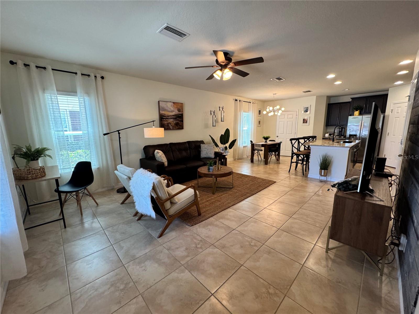 Image 4 of 22 For 9315 American Hickory Lane