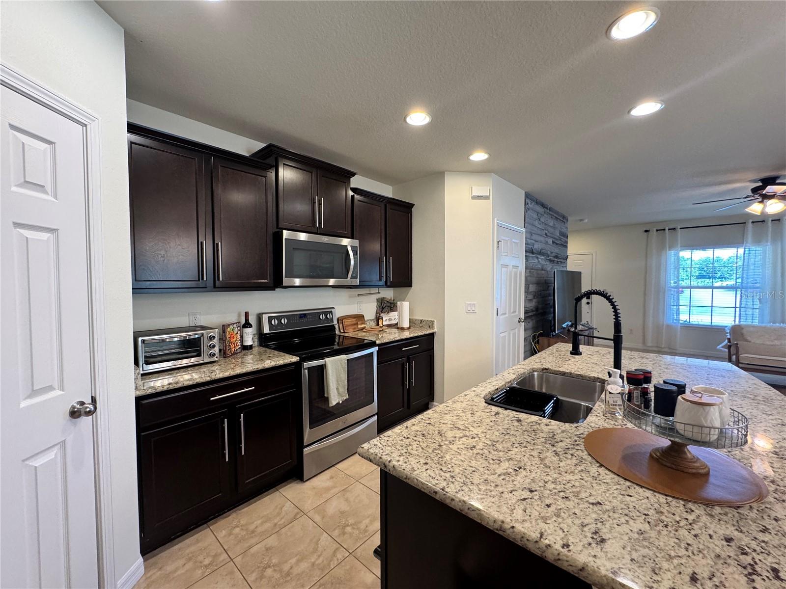 Image 9 of 22 For 9315 American Hickory Lane