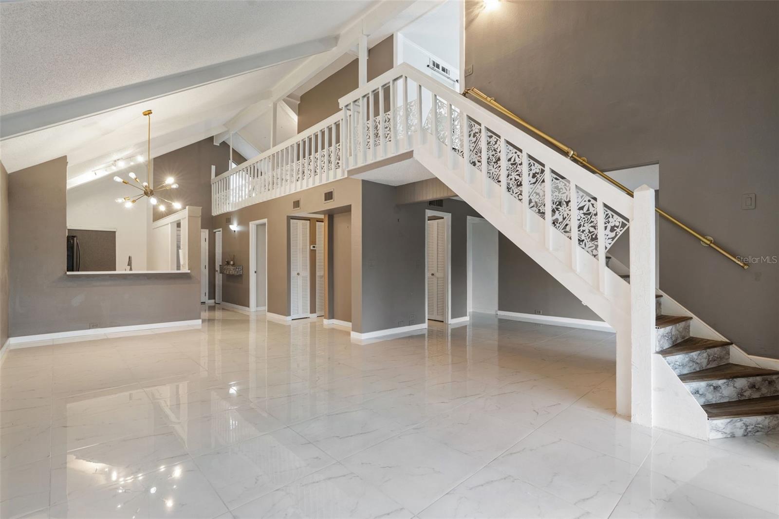 Image 4 of 28 For 4013 Muriel Place