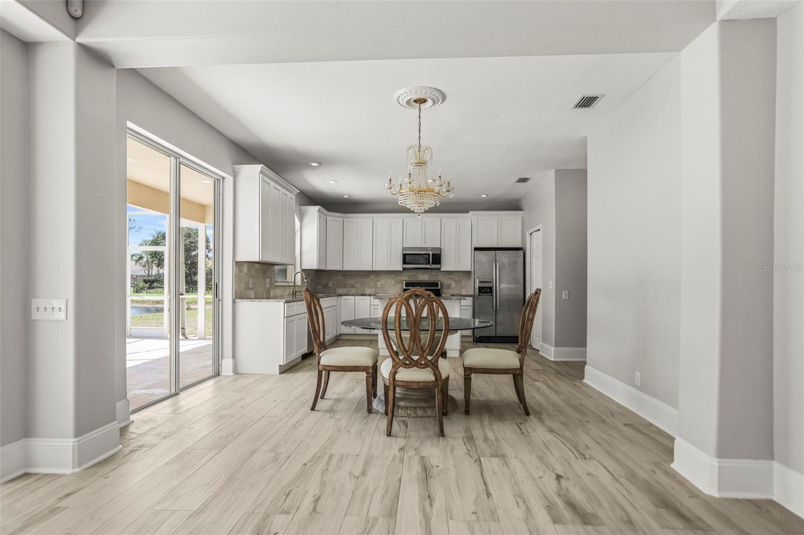 Image 17 of 100 For 5160 Loquat Court