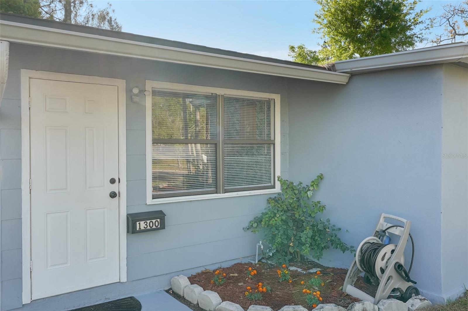 Image 2 of 23 For 1300 37th Street S