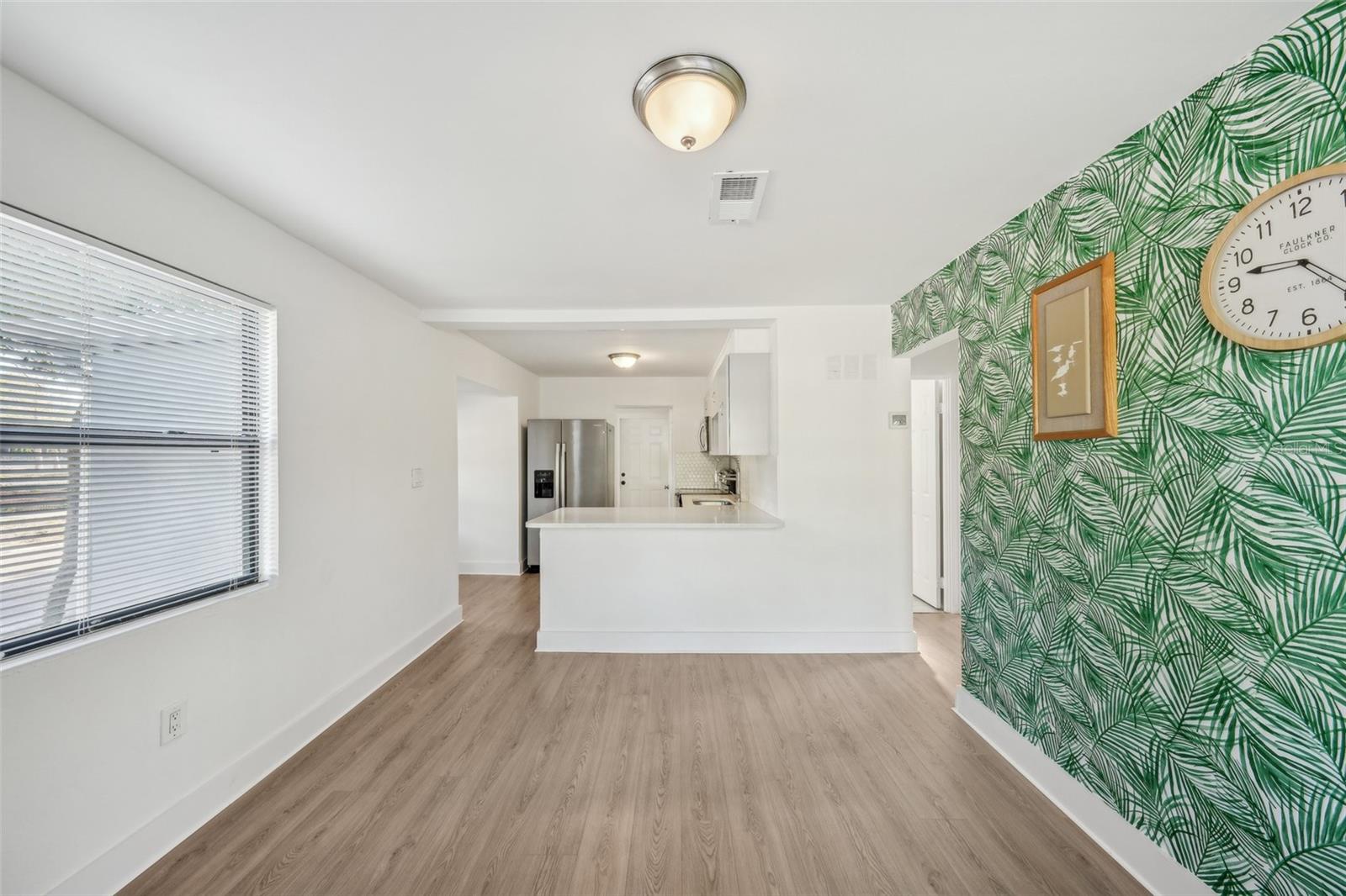 Image 3 of 23 For 1300 37th Street S