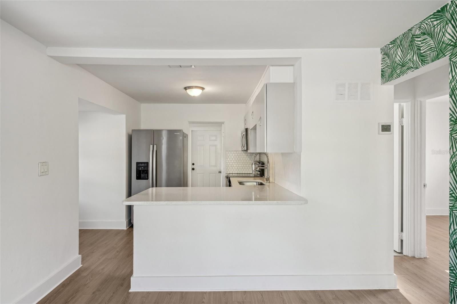 Image 5 of 23 For 1300 37th Street S