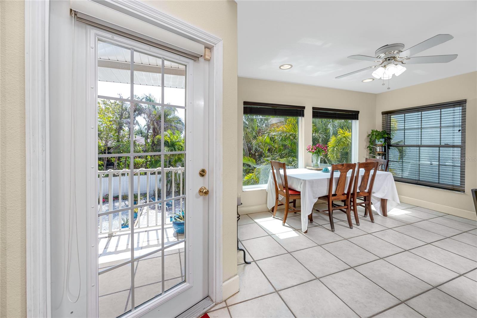 Image 19 of 62 For 405 8th Avenue N