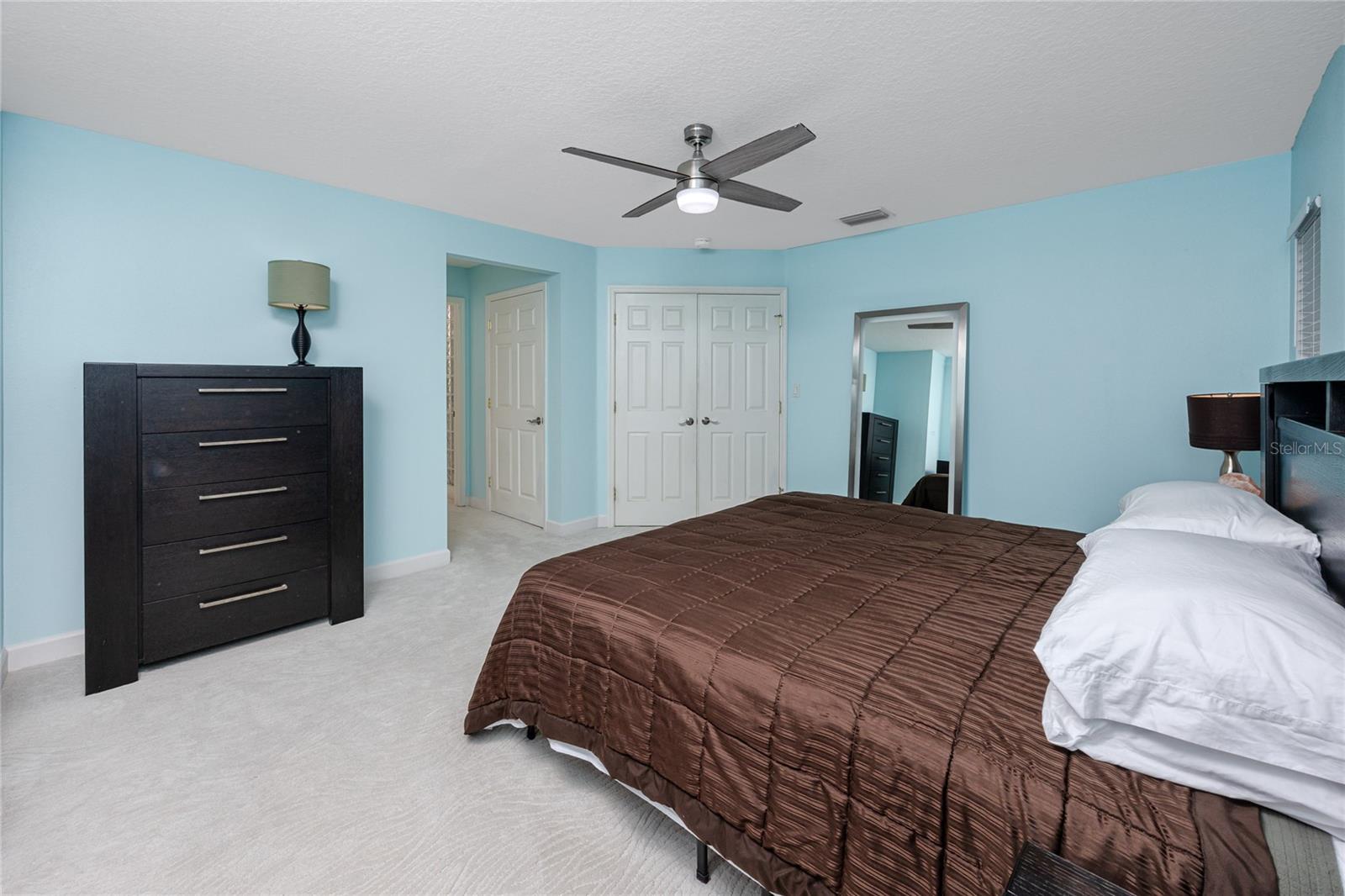 Image 24 of 62 For 405 8th Avenue N