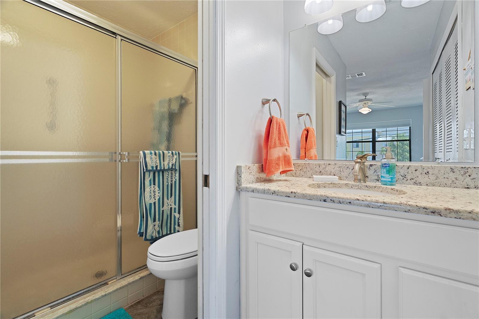 Image 13 of 21 For 340 Causeway Boulevard 104
