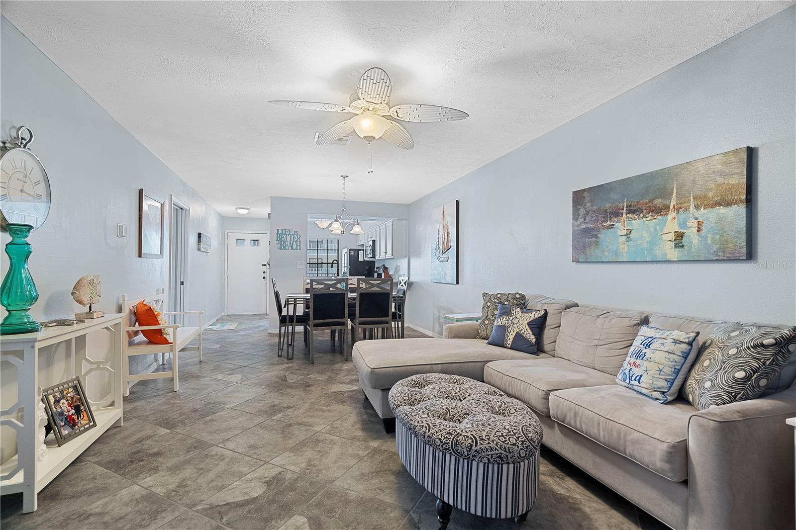 Image 8 of 21 For 340 Causeway Boulevard 104