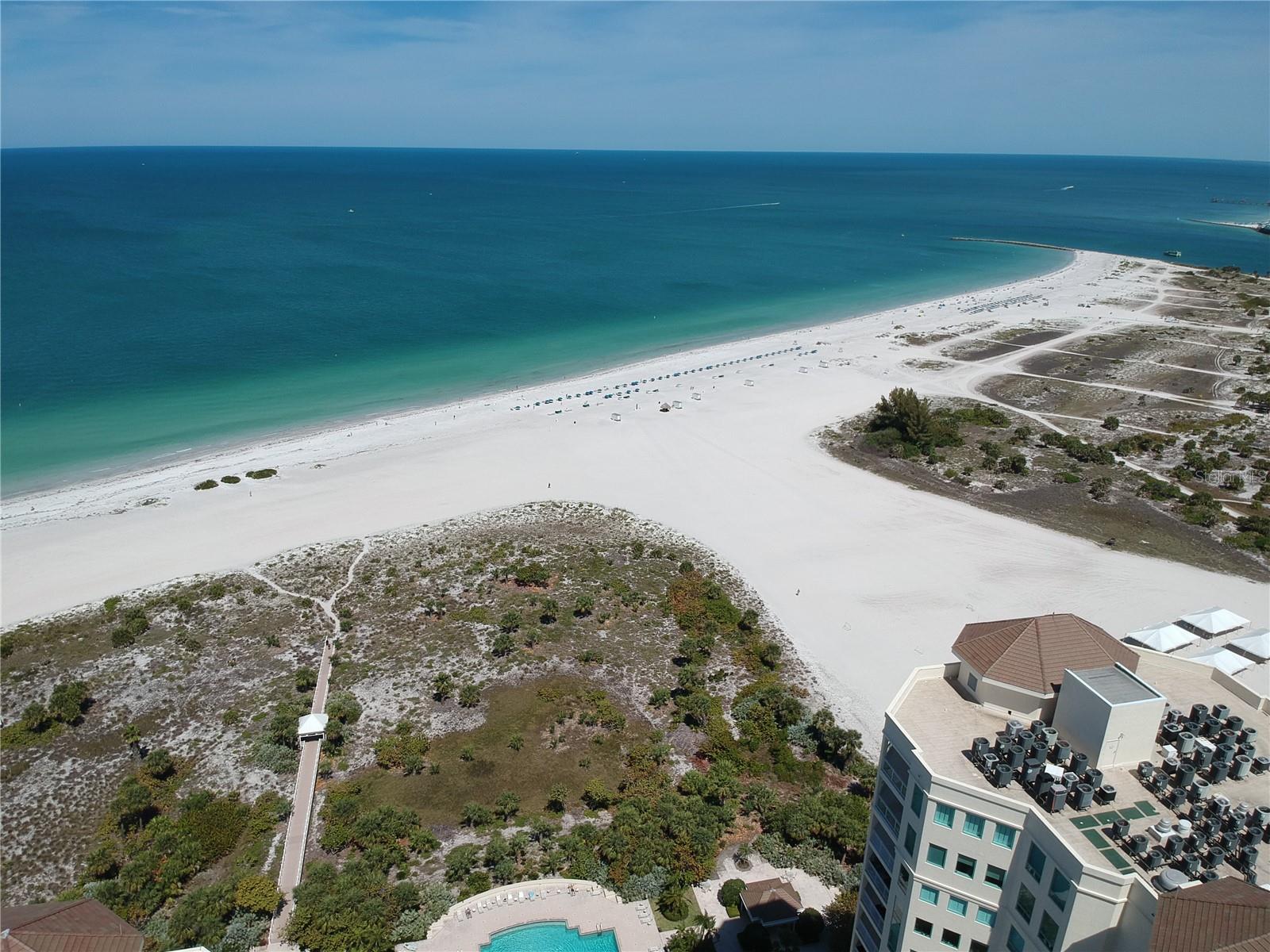 Image 12 of 80 For 1180 Gulf Blvd  306