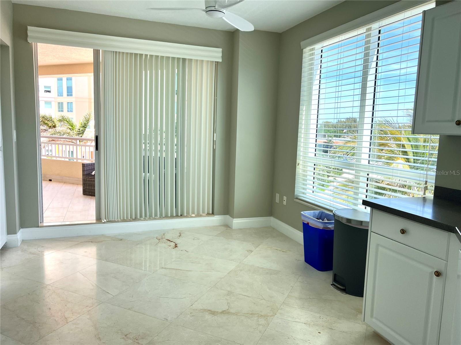 Image 42 of 80 For 1180 Gulf Blvd  306