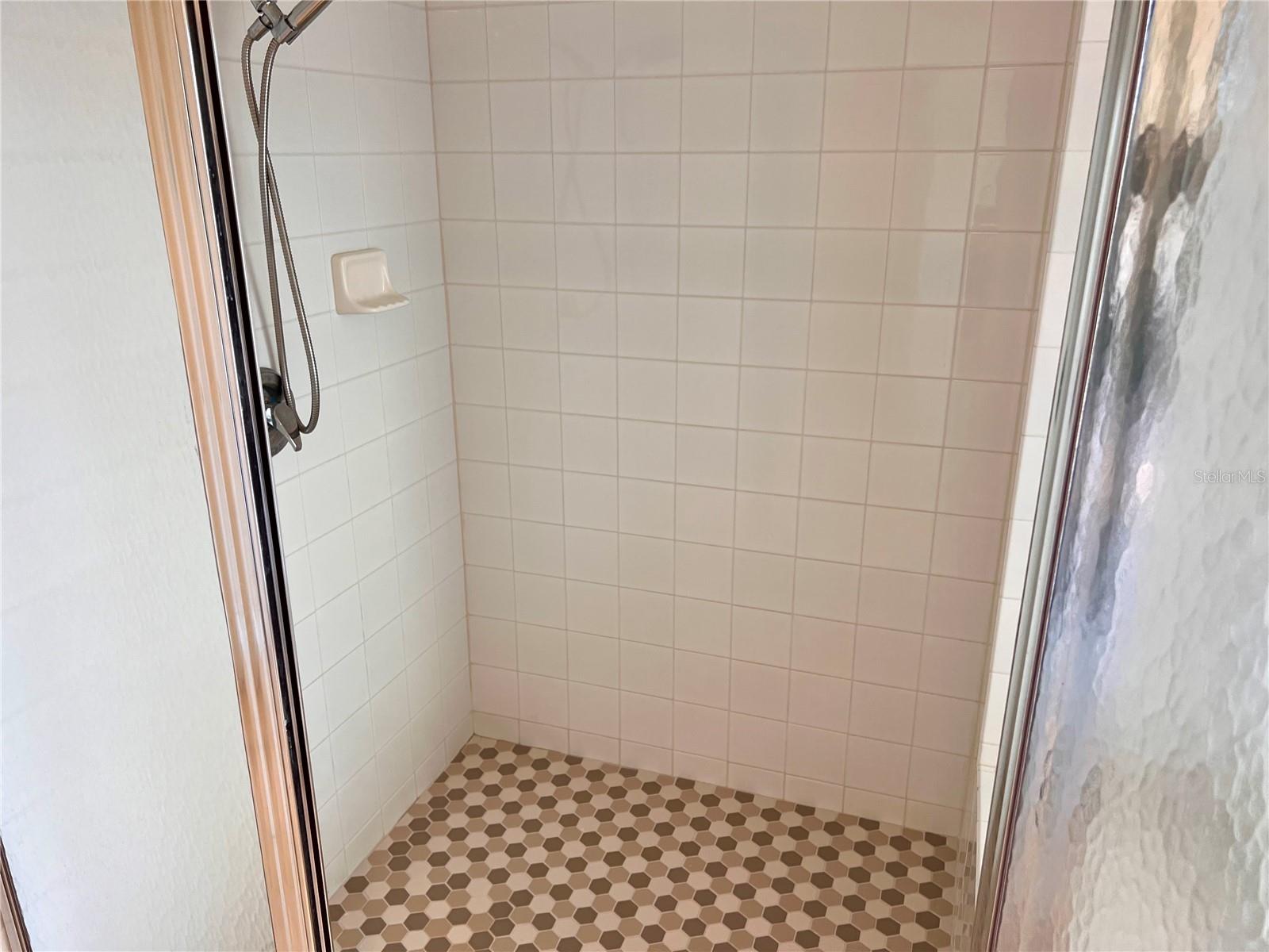 Image 68 of 80 For 1180 Gulf Blvd  306