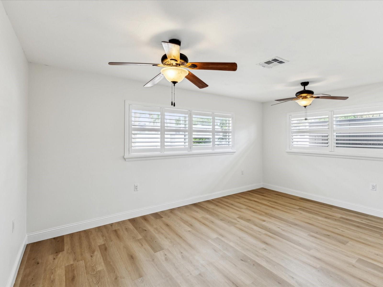 Image 14 of 36 For 2016 Cove Drive
