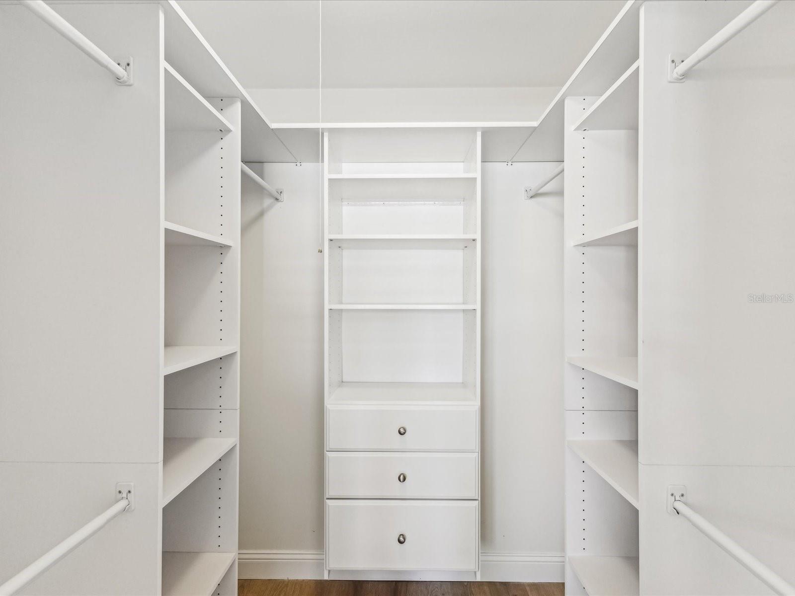 Image 17 of 36 For 2016 Cove Drive