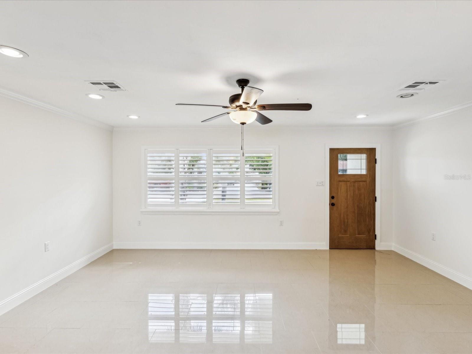 Image 2 of 36 For 2016 Cove Drive