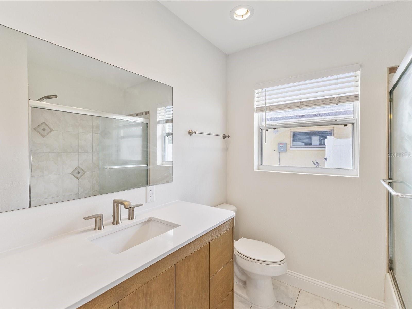 Image 21 of 36 For 2016 Cove Drive