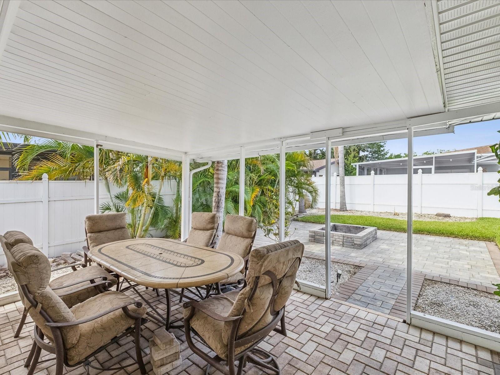 Image 26 of 36 For 2016 Cove Drive