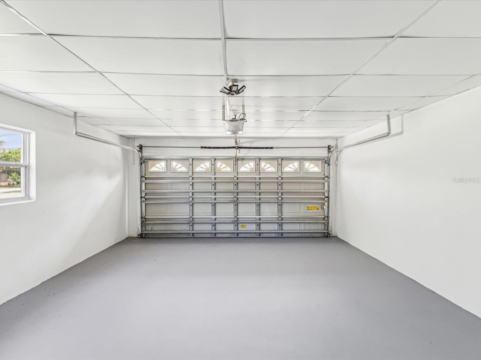 Image 31 of 36 For 2016 Cove Drive