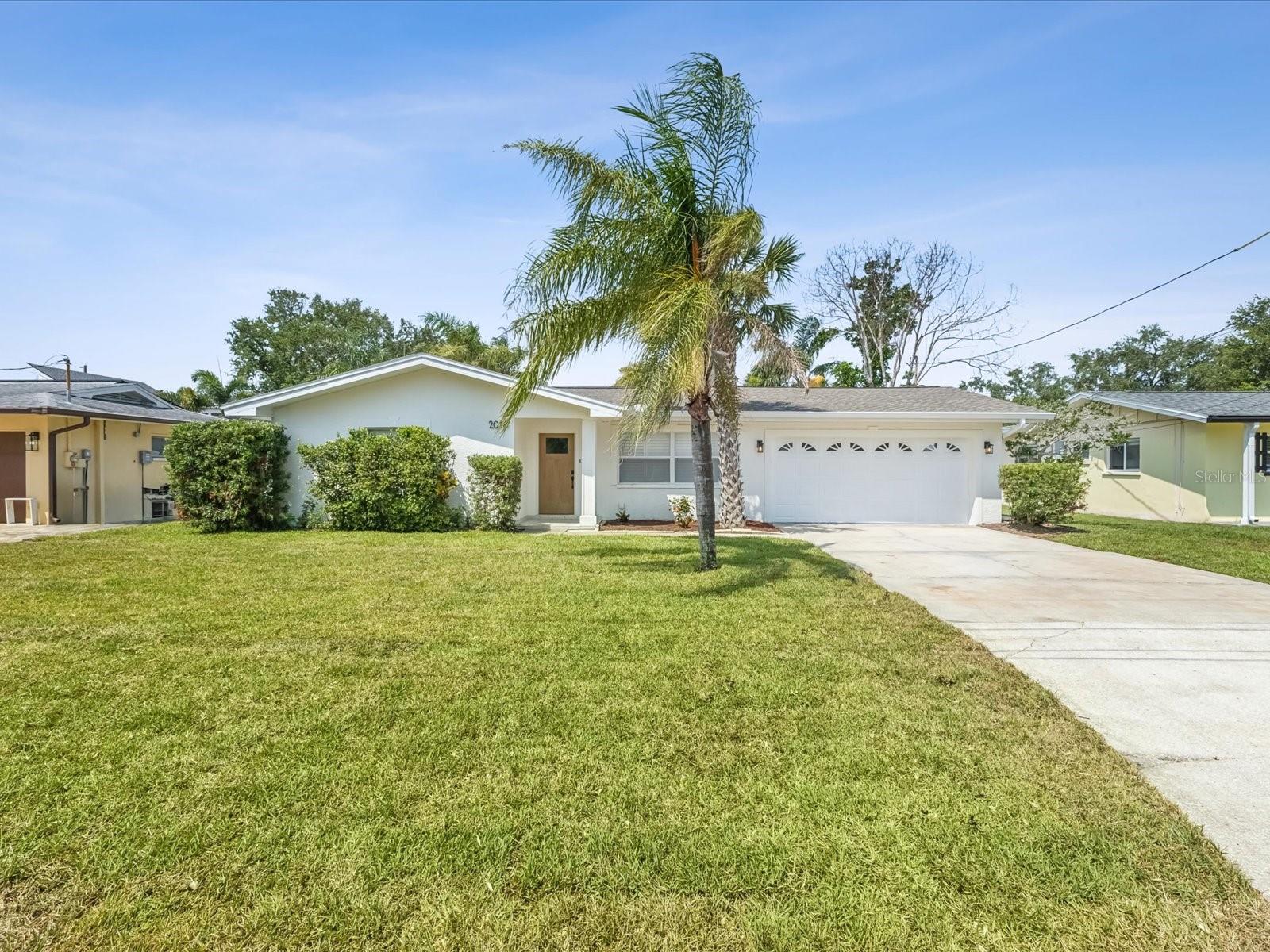 Image 34 of 36 For 2016 Cove Drive
