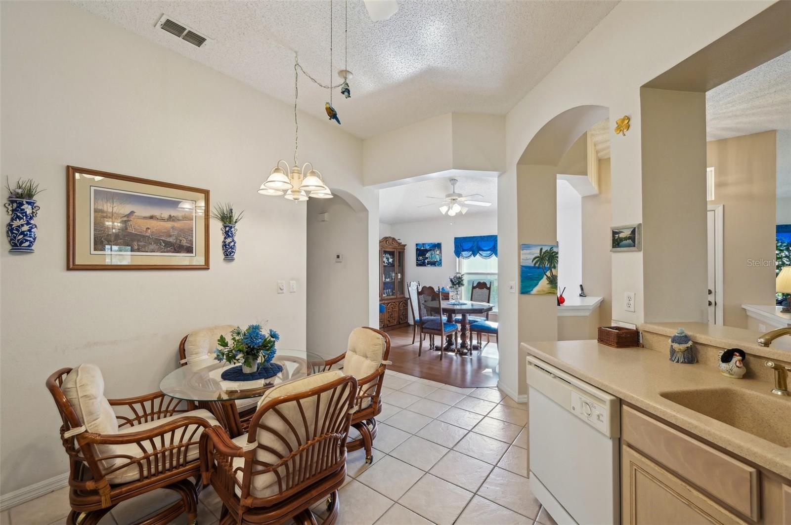 Image 12 of 51 For 2218 Brookfield Greens Circle 82
