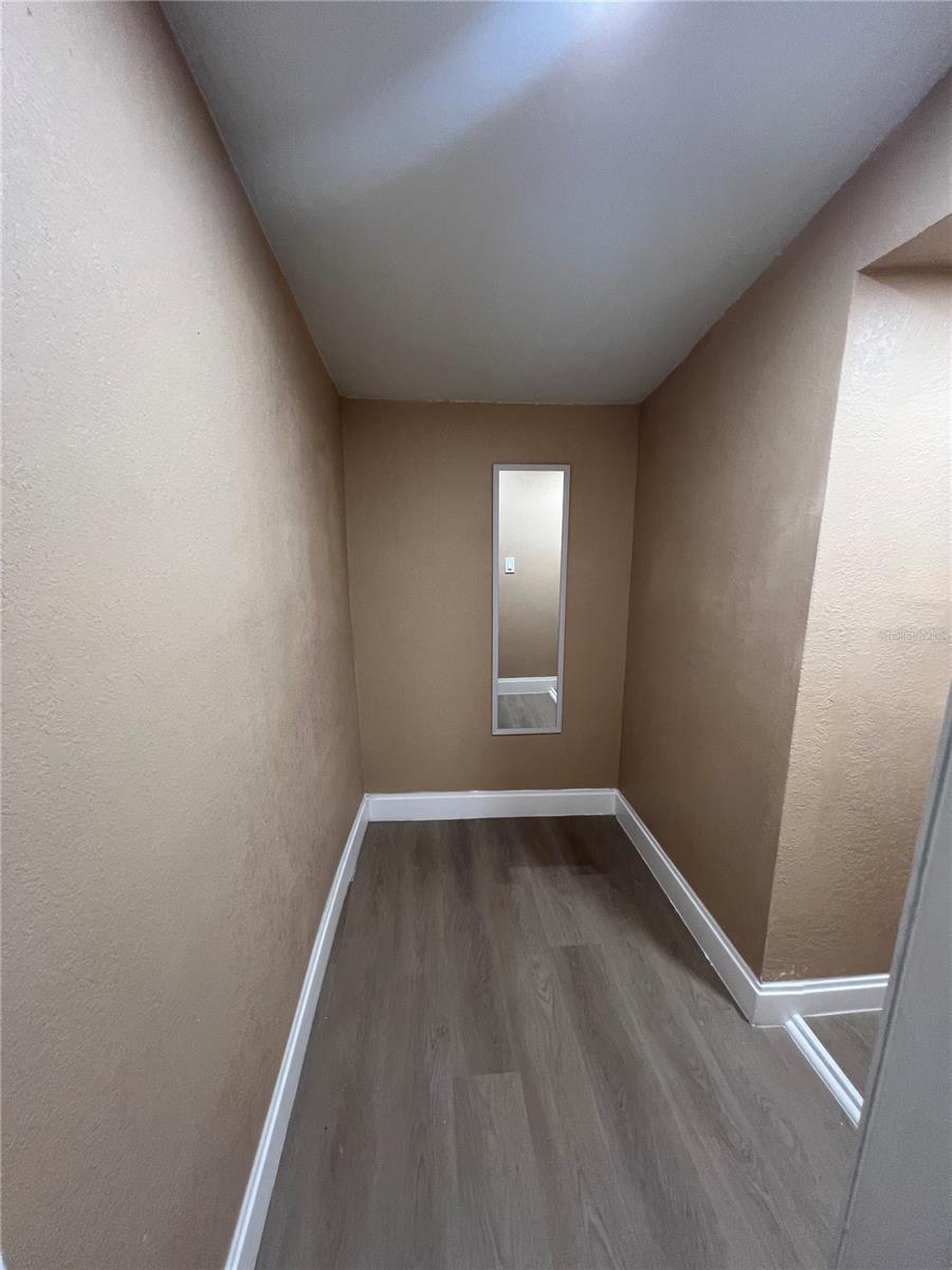 Image 17 of 25 For 3859 9th Avenue S