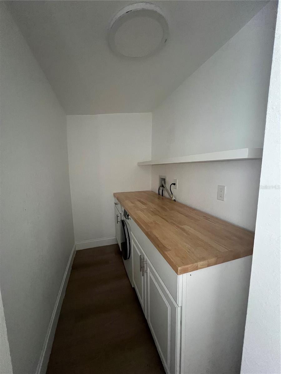 Image 22 of 25 For 3859 9th Avenue S