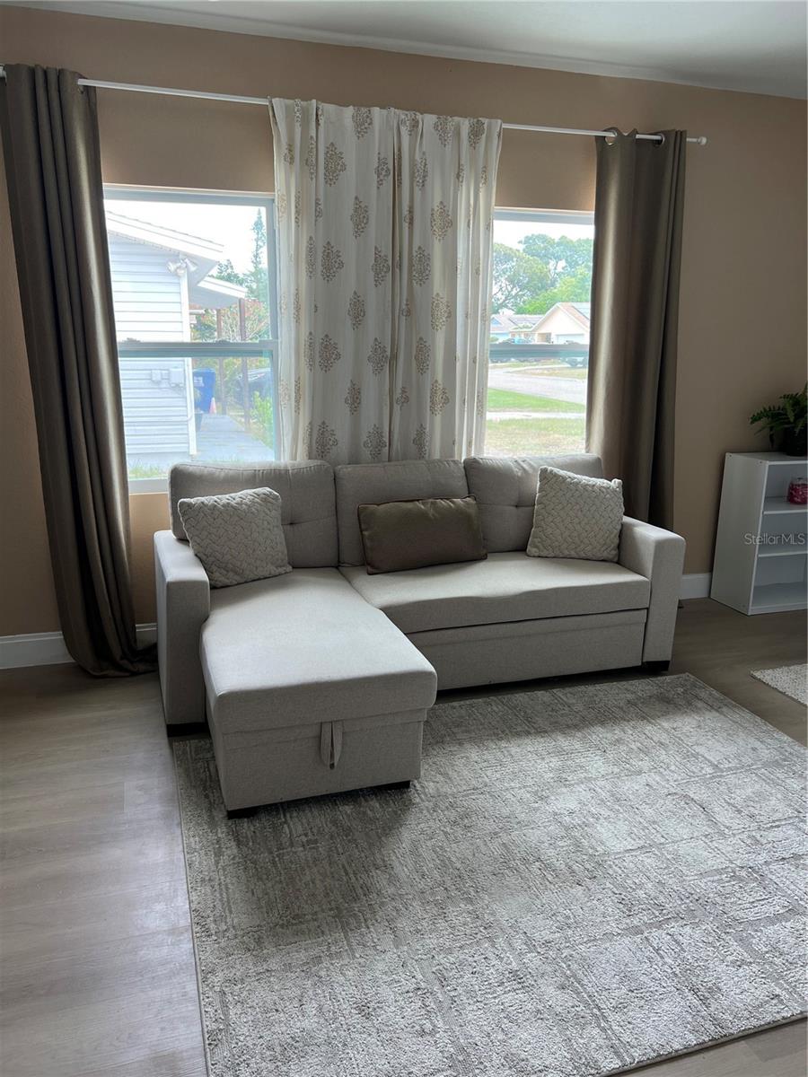 Image 6 of 25 For 3859 9th Avenue S