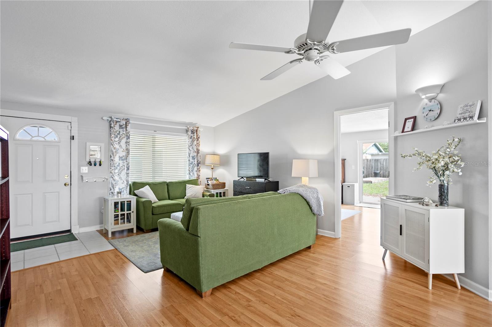 Image 5 of 33 For 9128 Suffield Court