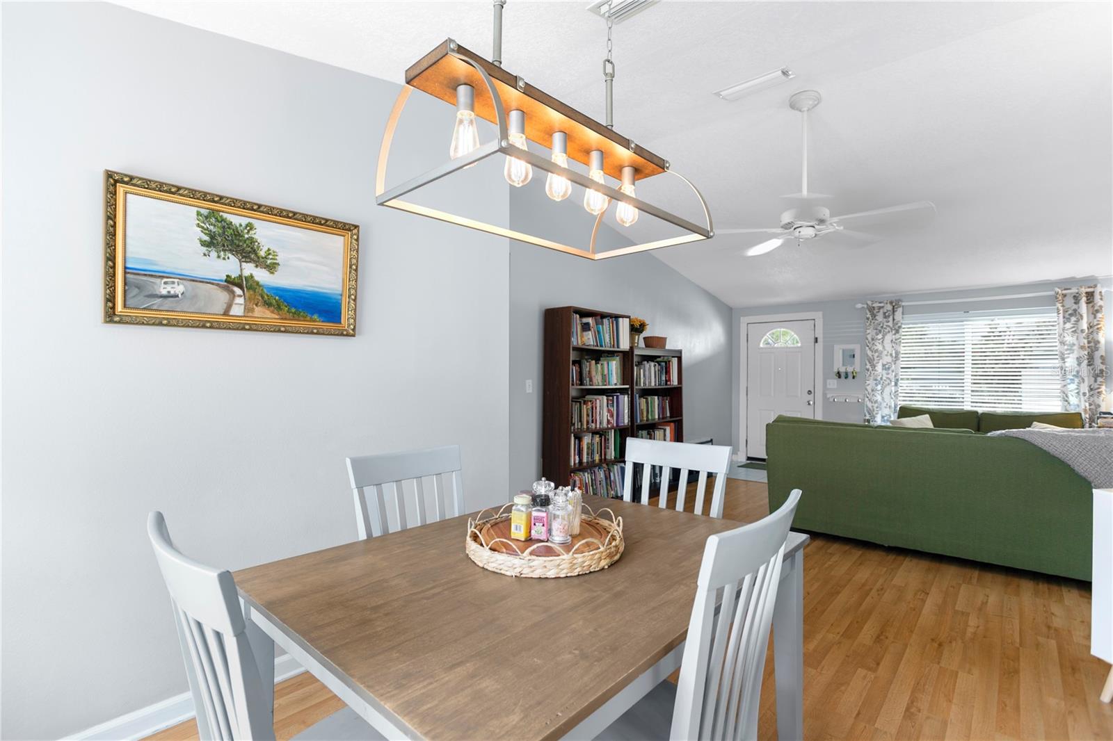 Image 8 of 33 For 9128 Suffield Court
