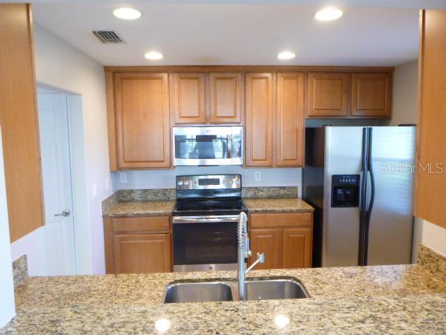 Image 10 of 34 For 10932 Brickside Court