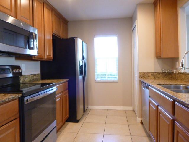 Image 11 of 34 For 10932 Brickside Court