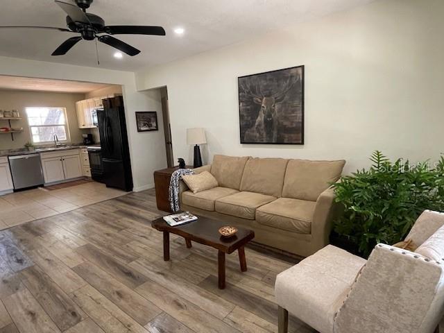 Image 4 of 30 For 2748 Cr 543  