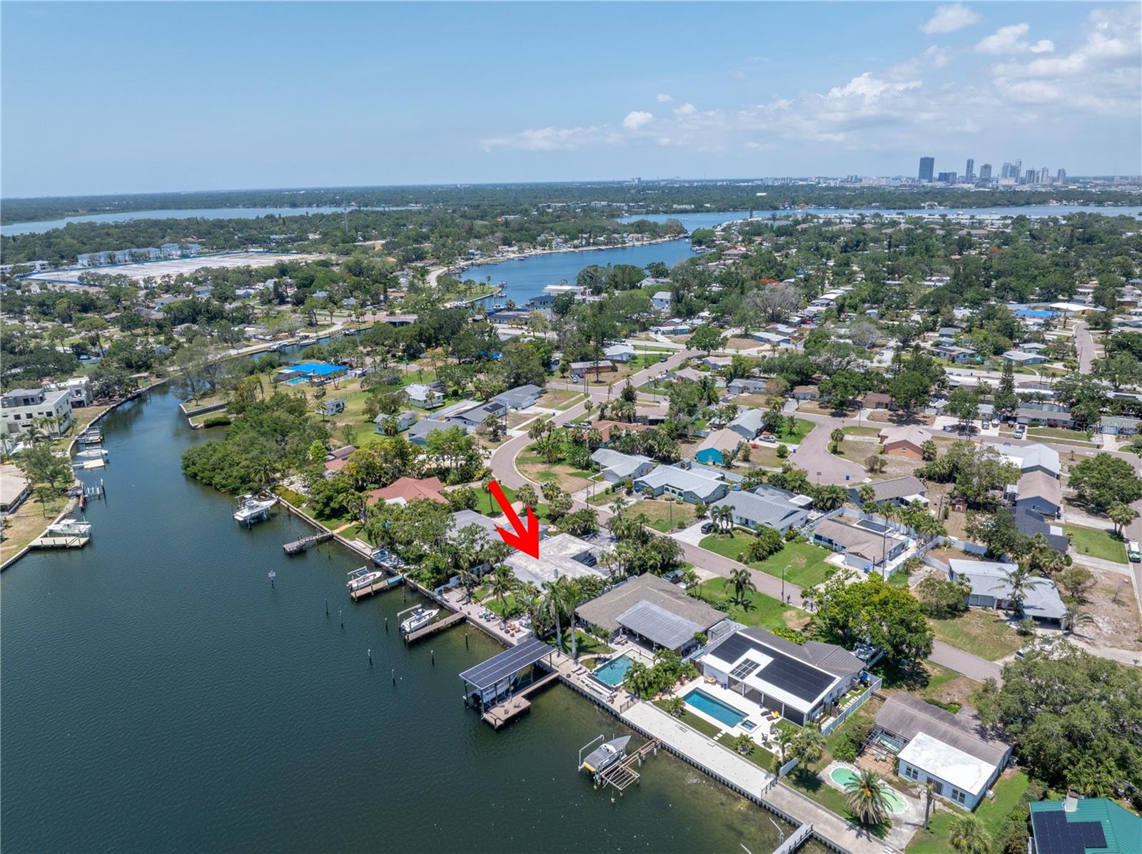 Listing photo id 54 for 4649 Neptune Drive Se