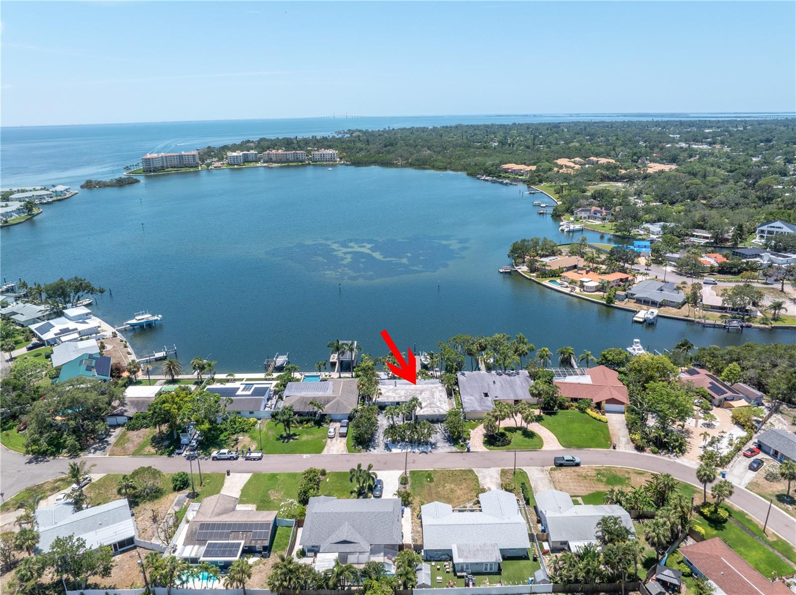 Listing photo id 56 for 4649 Neptune Drive Se